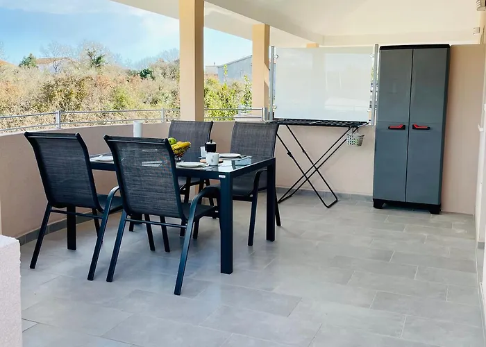 아파트 New Miya -